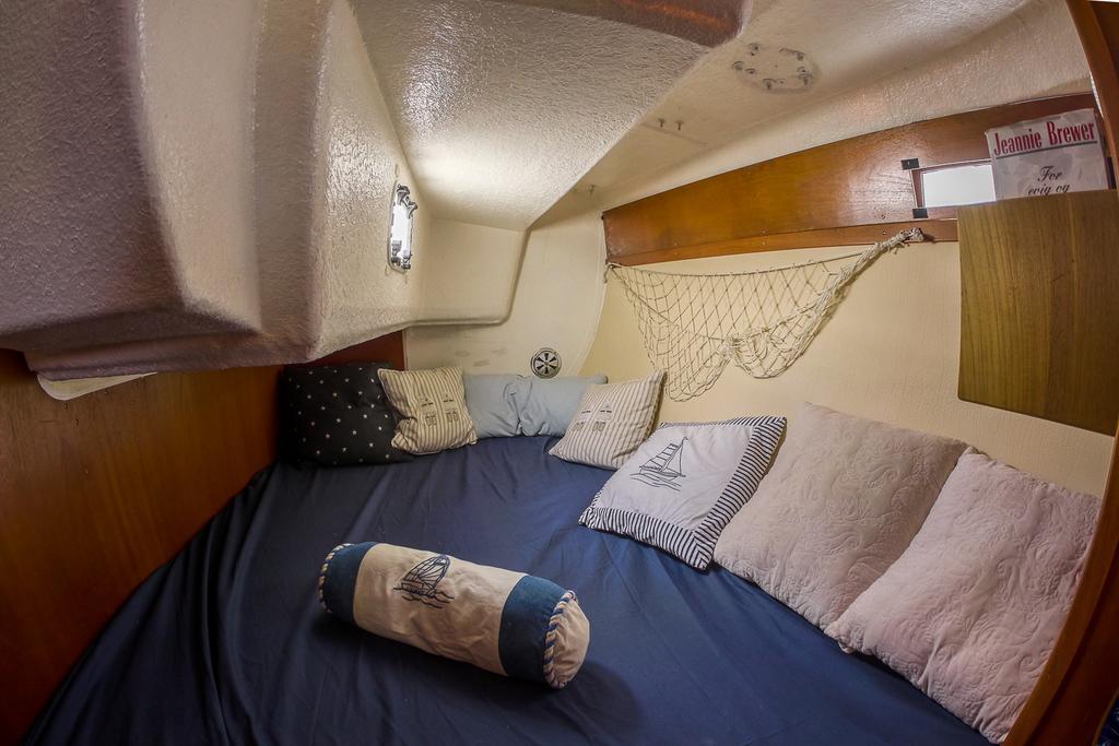 Norwavey, Sleep In A Boat Hotel Krokelvdalen Exterior photo